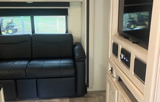 2023 Coachmen RV Apex Ultra-Lite 300BHS
