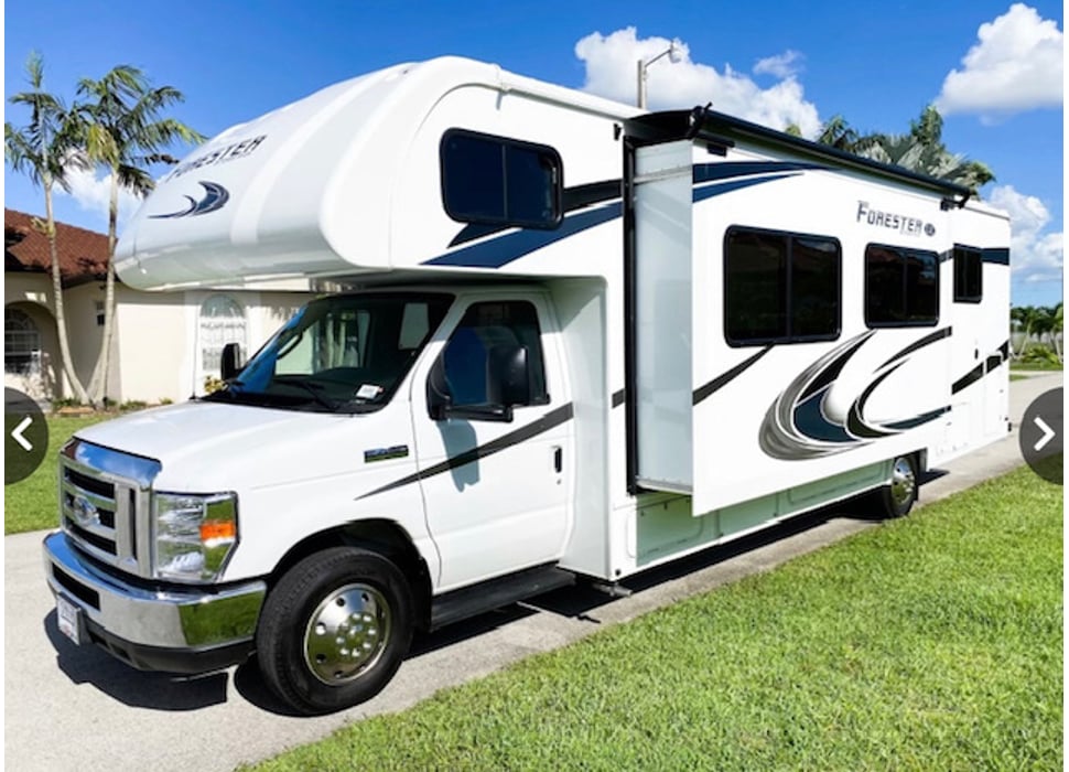 Class C Motor Home rentals in Concord