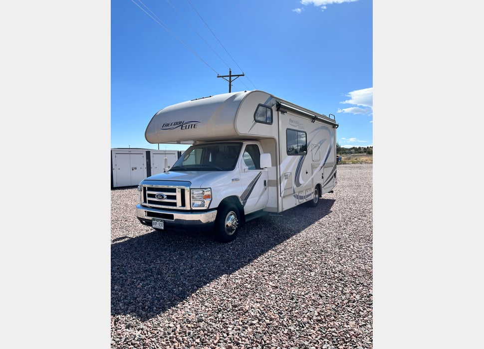 Class C Motor Home rentals in Arvada