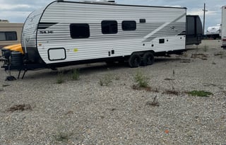 Sam’s Cozy Family Camper!