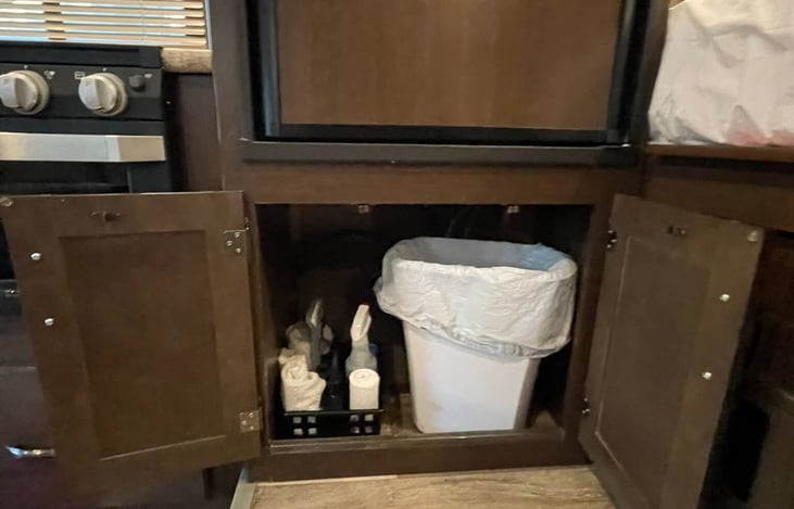 cleaning supplies included.