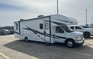 2024 Fully Loaded Pet Friendly RV Rental!