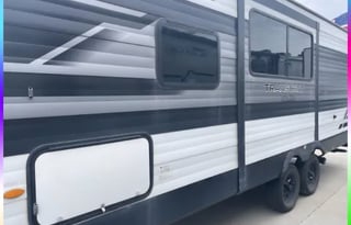 Relax & Unwind: Cozy Camper with Dual Recliners