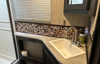 2019 Cruiser Fun Finder XTREME LITE 27BH