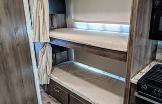2019 Jayco Alante Sleeps 8 Comfy! Bunkhouse! Kids!