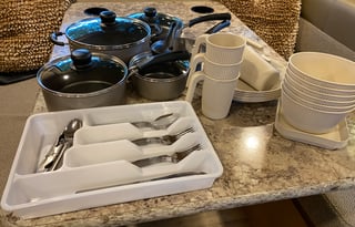 Very Clean! 2017 THOR Four Winds 24 ft. Good Size.