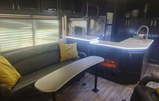 Stockton Lake's Only Toy Hauler!