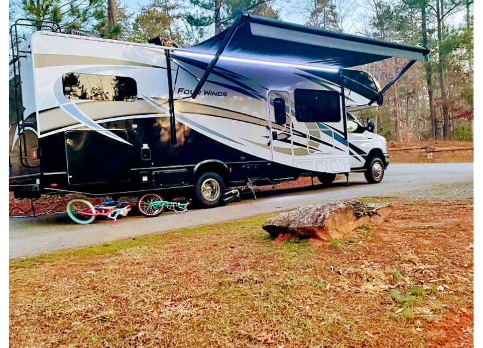 Class C Motor Home rentals in Peachtree City