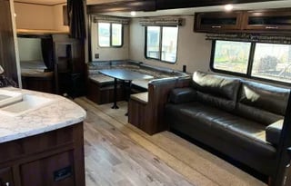 Family approved 1/2-ton towable Jayco w/bunks