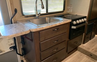 SUPER CLEAN 2021 THOR FREEDOM ELITE 22FE