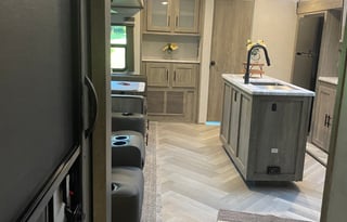 PaRV At The Palace Rental