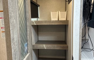 Spacious GLAMPING in “Big Gem”