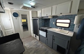 Light 19ft Tranquil Trip Trailer