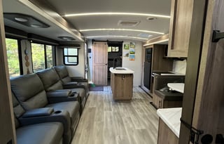 2024 Grand Design Imagine 3210BH