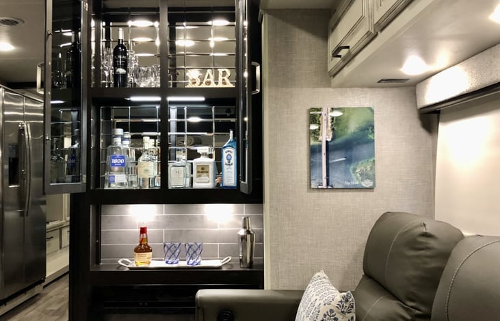 Relax and enjoy the bar and a fireplace. (Alcohol not included. Bottles muse be safely stored away while driving.)