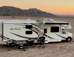 Thor Motor Coach Four Winds 30D Bunkhouse