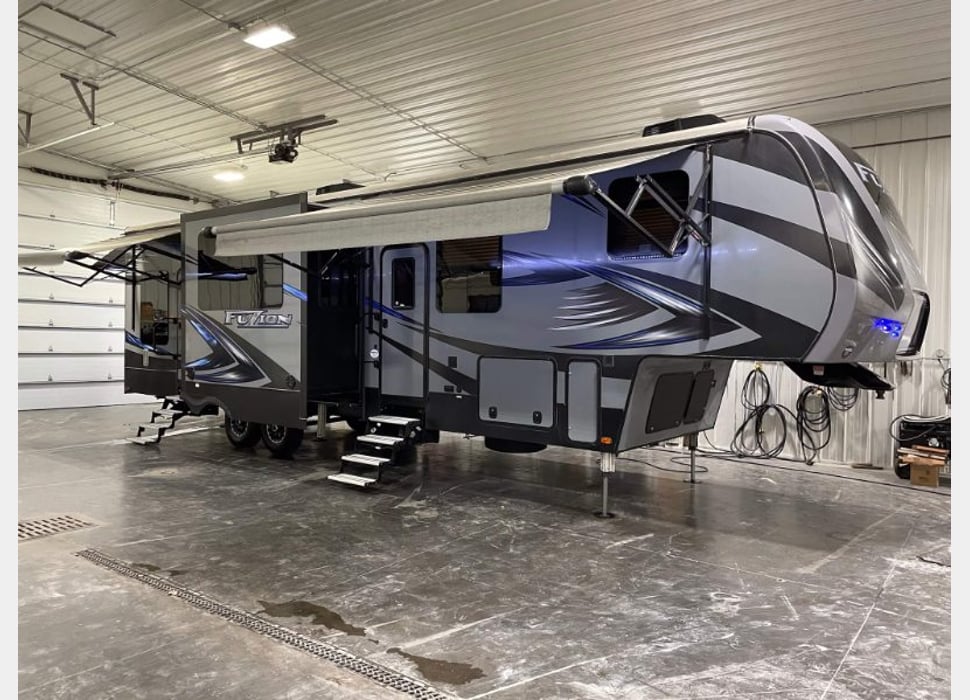 Toy Hauler rentals in CHEYENNE