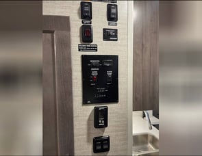 Winnebago Spirit 31H