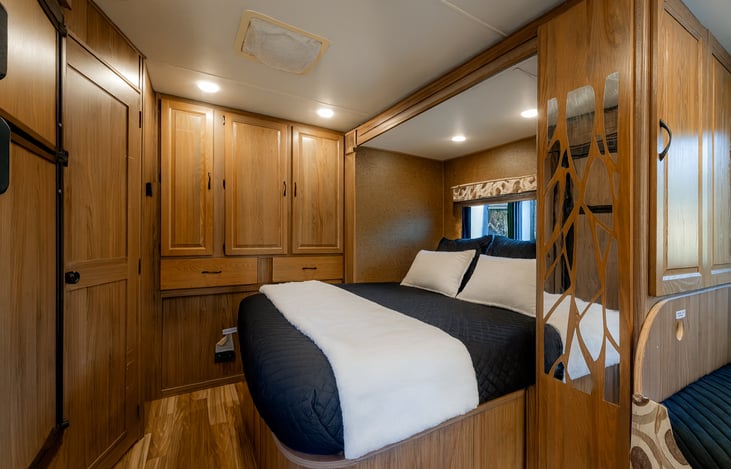 Queen bed with option to have TV slide open for my privacy, or closed as shown