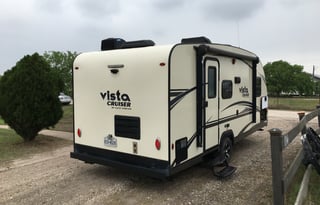 Couples Getaway,  2019 Vista cruiser 19CSK