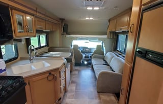 2015 Thor Motor Coach Four Winds 31E Bunkhouse