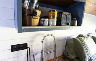 Couples OFF-GRID High Roof Camper Van