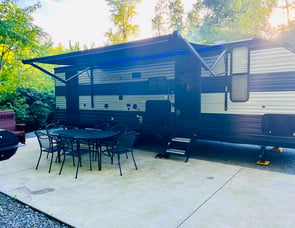 Forest River RV Cherokee Grey Wolf 26DBH