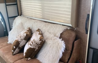 Bebe's RV sleeps 8, take her on your next trip!