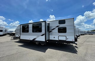 2022 Sleep 8, Dble bunks,Out Door kitchen