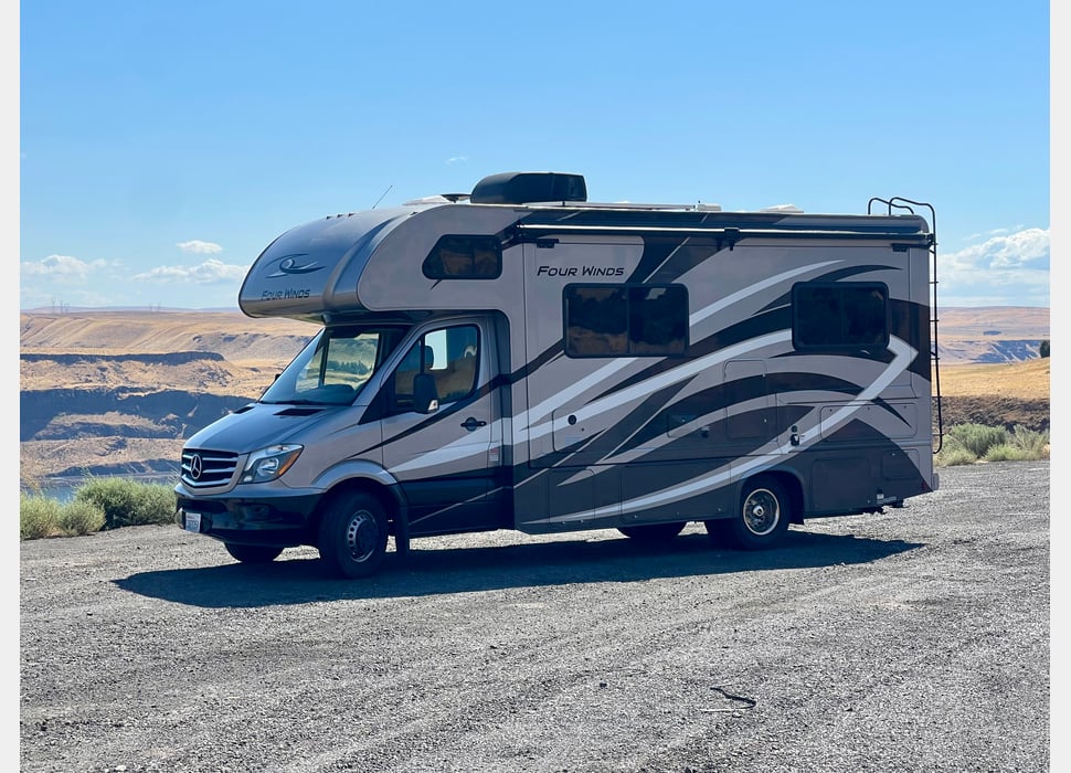 Class C Motor Home rentals in Portland