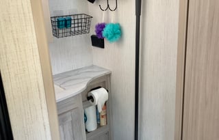 Adventure-Ready! 2023 Shadow Cruiser 280QBS