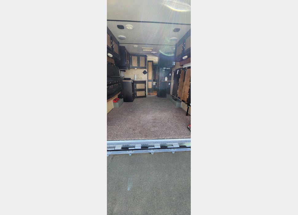 Toy Hauler rentals in Thousand Palms