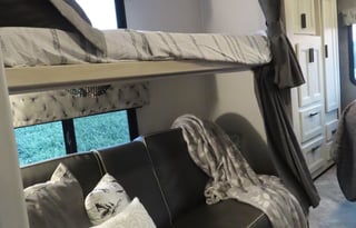 Great Family Getaway w/ Bunk House