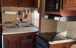 Great family camper with bunkhouse