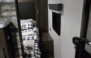 Wanderlust Camper Rental - 2021 KZ Sportsmen