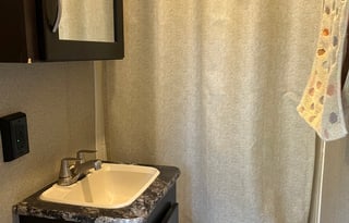 Keystone Carbon Toy Hauler