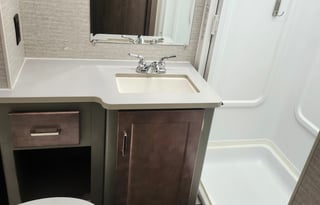 2020 Class C RV – Sleeps 8, Family-Friendly