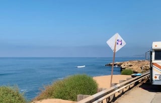 Vintage Dodge Commander