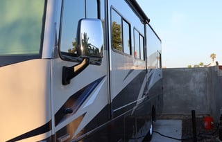 GET IN AND GO! 35' Class A 2020 Winnebago Vista