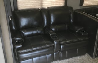 Great Family Getaway w/ Slide-Out.