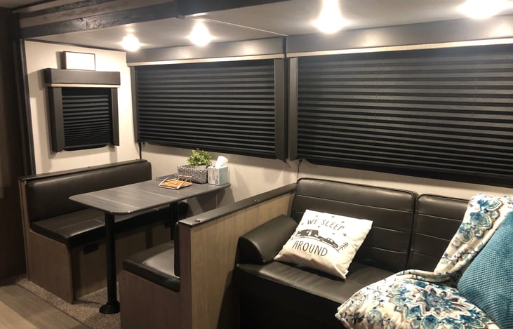 Dining area and jack-knife couch