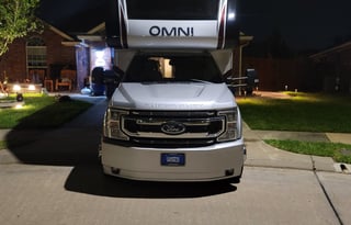 Luxury 2022 Thor Omni: Ultimate Super C Escape