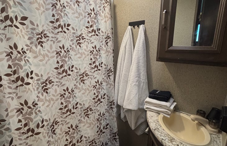 Full Bathroom with shower