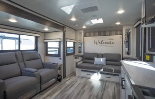 2024 Jayco Jay Feather 19MRK