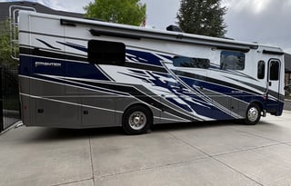 2024 Fleetwood RV Frontier 34GT