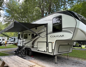 Keystone RV Cougar Half-Ton 24RDS