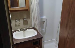 23' ROCKWOOD ROO SLEEPS 10 COMES FULLY STOCKED