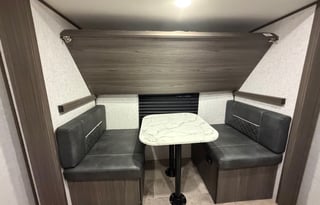 2021 Dutchmen RV Kodiak Ultimate 3321BHSL