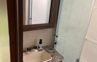 Conrad’s kid & pet friendly fifth wheel