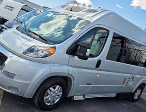 Roadtrek Roadtrek Chase